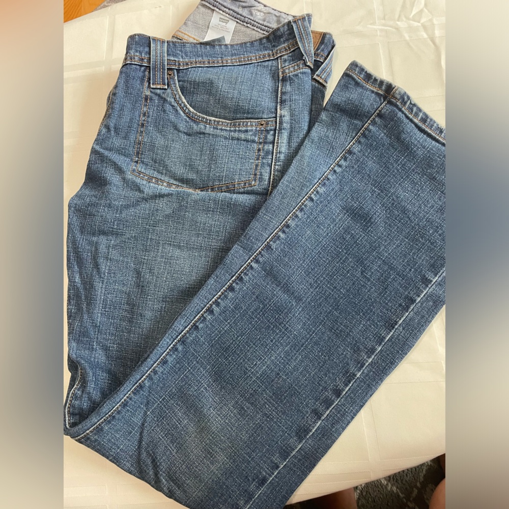 Levi low flare jeans
